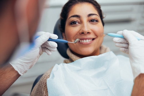 Implant Dentist Insights: Regaining Your Smile with Dental Implants